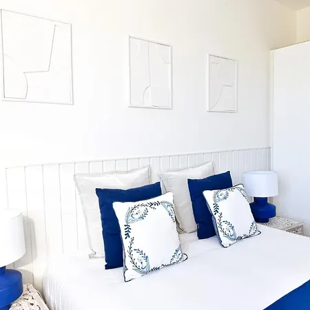 Archisuites בית הארחה