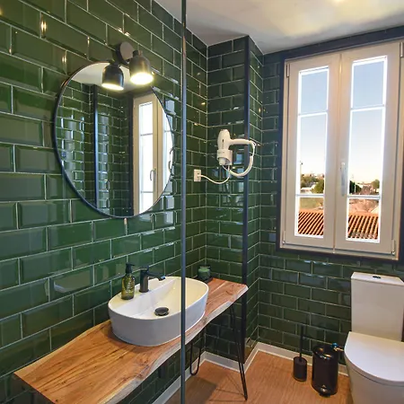 Archisuites בית הארחה 4*