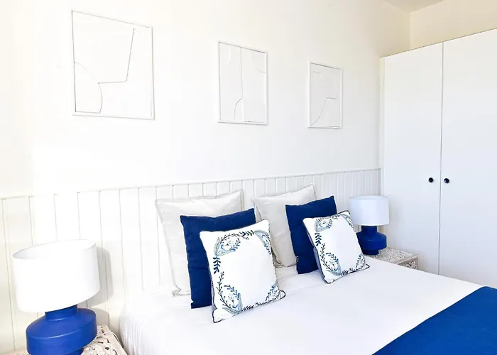 Archisuites בית הארחה